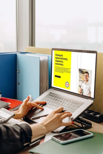 casbeg-office-laptop casbeg-office-laptop